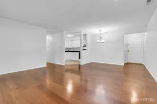 1719 Aspen Dr, Plainsboro Township, NJ 08536 - Photo 5