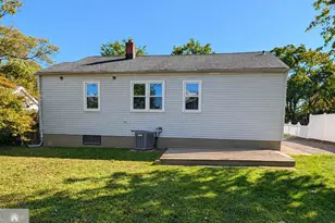 305 E St, Middlesex, NJ 08846 - Photo 15