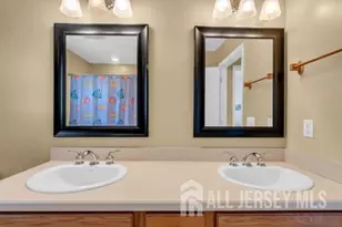 652 Brookside Dr, Middletown, NJ 07718 - Photo 23
