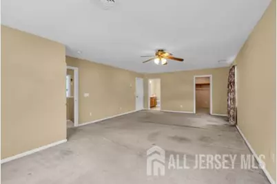 652 Brookside Drive, Middletown, NJ 07718 - Photo 17