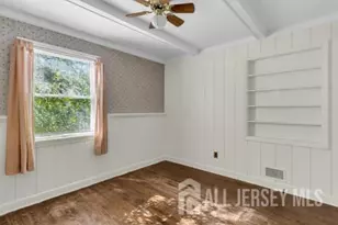 652 Brookside Dr, Middletown, NJ 07718 - Photo 33