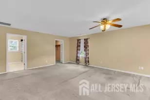 652 Brookside Dr, Middletown, NJ 07718 - Photo 15