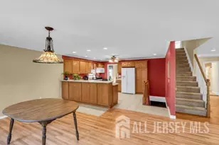 652 Brookside Dr, Middletown, NJ 07718 - Photo 9