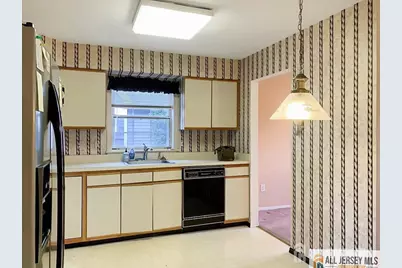 3 Edinburgh Drive #B, Monroe Township, NJ 08831 - Photo 3