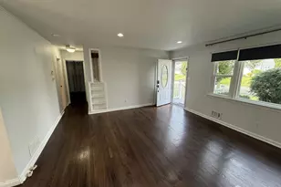 35 Maplewood Ave, Colonia, NJ 07067 - Photo 3