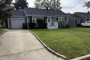 35 Maplewood Ave, Colonia, NJ 07067 - Photo 1