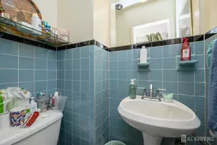 2293 John F. Kennedy Blvd, Jersey City, NJ 07304 - Photo 9