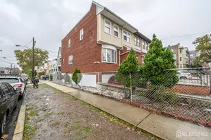 2293 John F. Kennedy Blvd, Jersey City, NJ 07304 - Photo 21