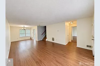29 Albury Way, North Brunswick Township, NJ 08902 - Photo 7