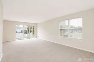29 Lindsey Cir, Old Bridge Township, NJ 08857 - Photo 5