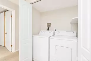 29 Lindsey Cir, Old Bridge Township, NJ 08857 - Photo 21
