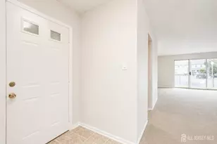 29 Lindsey Cir, Old Bridge Township, NJ 08857 - Photo 3