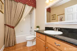 33 George W Helme Dr, Helmetta, NJ 08828 - Photo 9