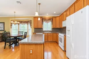 33 George W Helme Dr, Helmetta, NJ 08828 - Photo 5