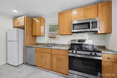 20 Suydam Avenue, Edison, NJ 08817 - Photo 5