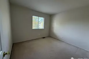 12 Sunflower Ct, Edison, NJ 08820 - Photo 17