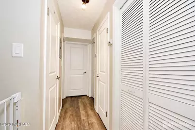 56 Farnham Square, Sayreville, NJ 08859 - Photo 21
