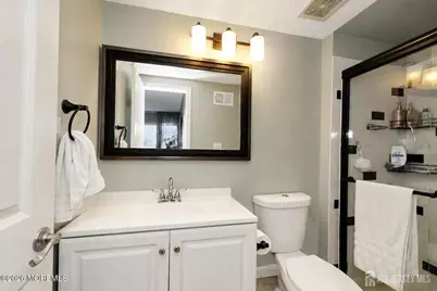 56 Farnham Square, Sayreville, NJ 08859 - Photo 15