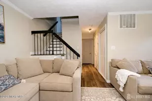 56 Farnham Square, Sayreville, NJ 08859 - Photo 3