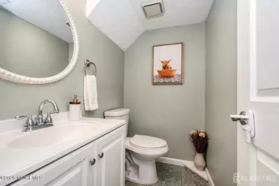 56 Farnham Square, Sayreville, NJ 08859 - Photo 13