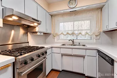 176 Washington Road, Middlesex, NJ 08872 - Photo 7