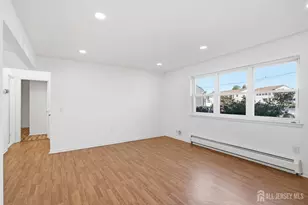 11 Indiana Ct, Old Bridge Township, NJ 07747 - Photo 5