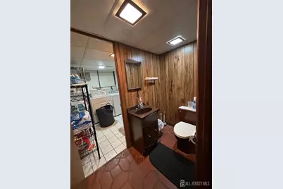 9 Barlow Road, Edison, NJ 08817 - Photo 37