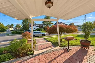 9 Barlow Rd, Edison, NJ 08817 - Photo 1