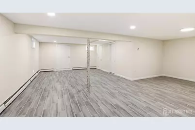 45 N Laurel Avenue N, Iselin, NJ 08830 - Photo 25
