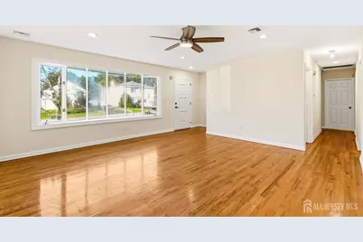 45 N Laurel Avenue N, Iselin, NJ 08830 - Photo 5