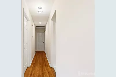 45 N Laurel Avenue N, Iselin, NJ 08830 - Photo 15