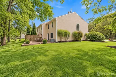 20 Parkside Drive, Spotswood, NJ 08884 - Photo 21