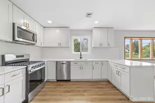 2 Kendall Dr, Sayreville, NJ 08859 - Photo 9
