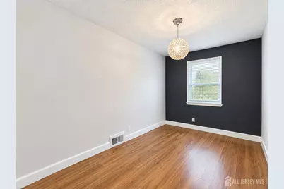 38 Macarthur Drive, Edison, NJ 08837 - Photo 5