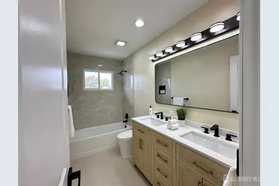 26 Miliken Road, Colonia, NJ 07067 - Photo 21