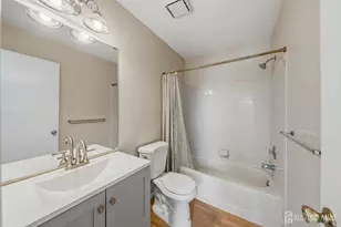 35 E Byrnes Ln E, Sayreville, NJ 08872 - Photo 15