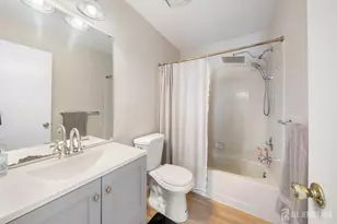 35 E Byrnes Ln E, Sayreville, NJ 08872 - Photo 21