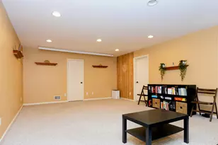 60 King George Rd, Green Brook Township, NJ 08812 - Photo 29