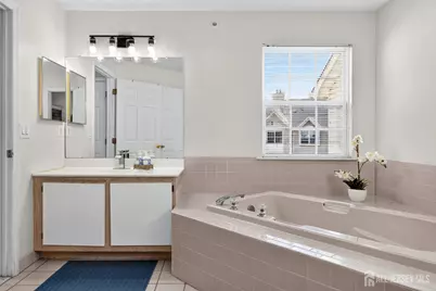 112 Prestwick Way, Edison, NJ 08820 - Photo 17
