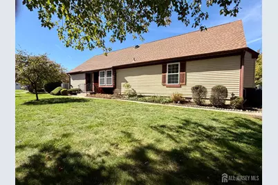10 Betsy Ross Drive #B, Monroe Township, NJ 08831 - Photo 3