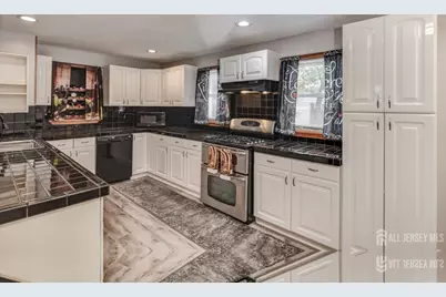 185 Washington Road, Sayreville, NJ 08872 - Photo 15