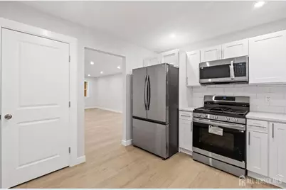 8 James Street, New Brunswick, NJ 08901 - Photo 9