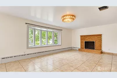6 E 2nd Street, Port Reading, NJ 07064 - Photo 5