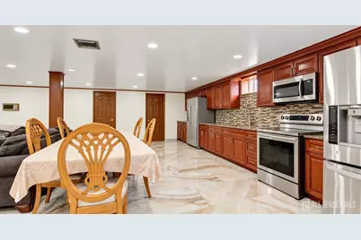 6 E 2nd Street, Port Reading, NJ 07064 - Photo 21