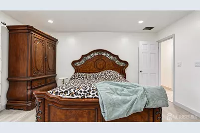 6 E 2nd Street, Port Reading, NJ 07064 - Photo 11