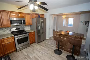 12 Jacobson St, Sayreville, NJ 08872 - Photo 3