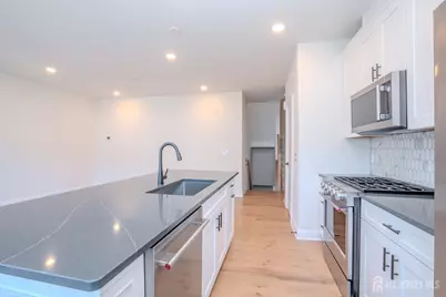 115 Jessie Place, New Brunswick, NJ 08901 - Photo 19