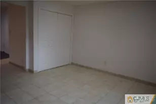 43 Essex St, Carteret, NJ 07008 - Photo 9