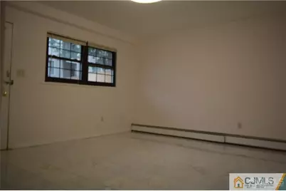 43 Essex Street, Carteret, NJ 07008 - Photo 3