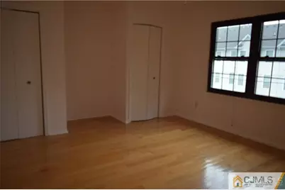 43 Essex Street, Carteret, NJ 07008 - Photo 13